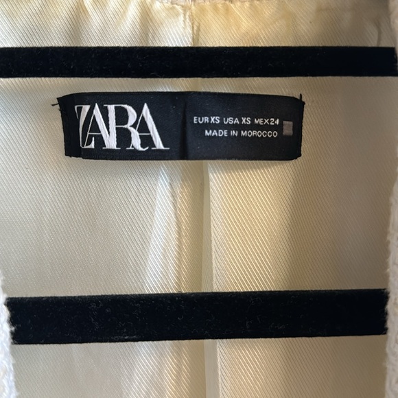 White Tweed Blazer - Picture 2 of 3